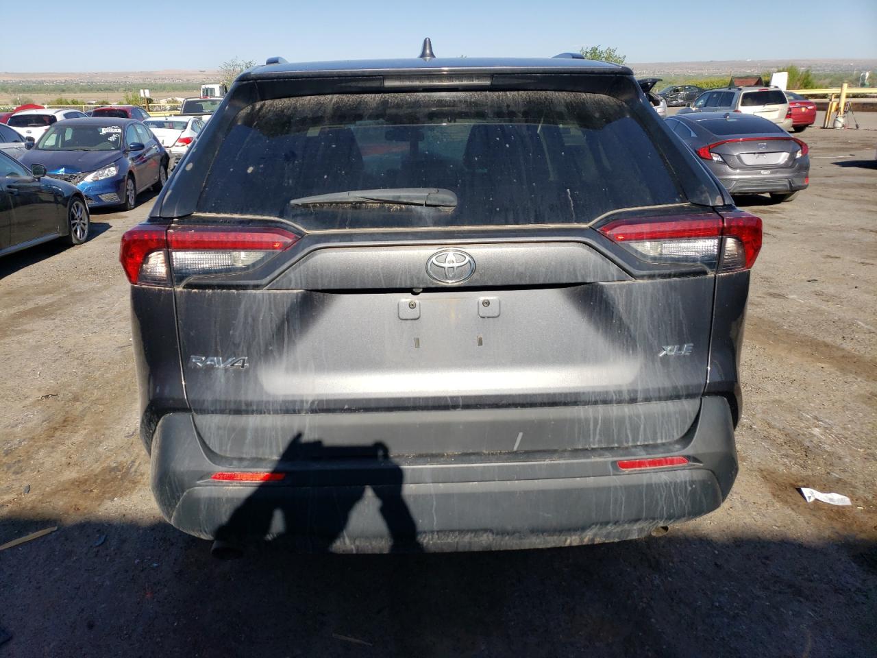 2019 Toyota Rav4 Xle Premium vin: 2T3C1RFV4KW057205