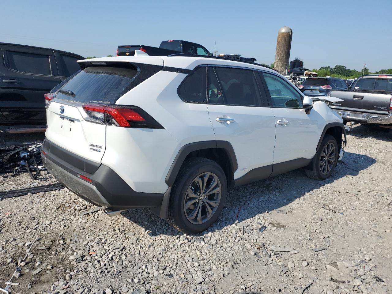 4T3D6RFV2RU152328 TOYOTA RAV4 2024