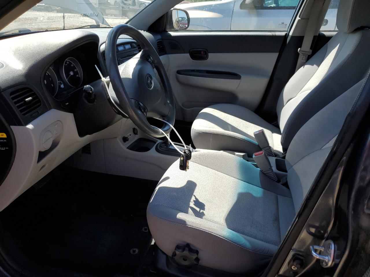 KMHCN4AC1BU606980 2011 Hyundai Accent Gls