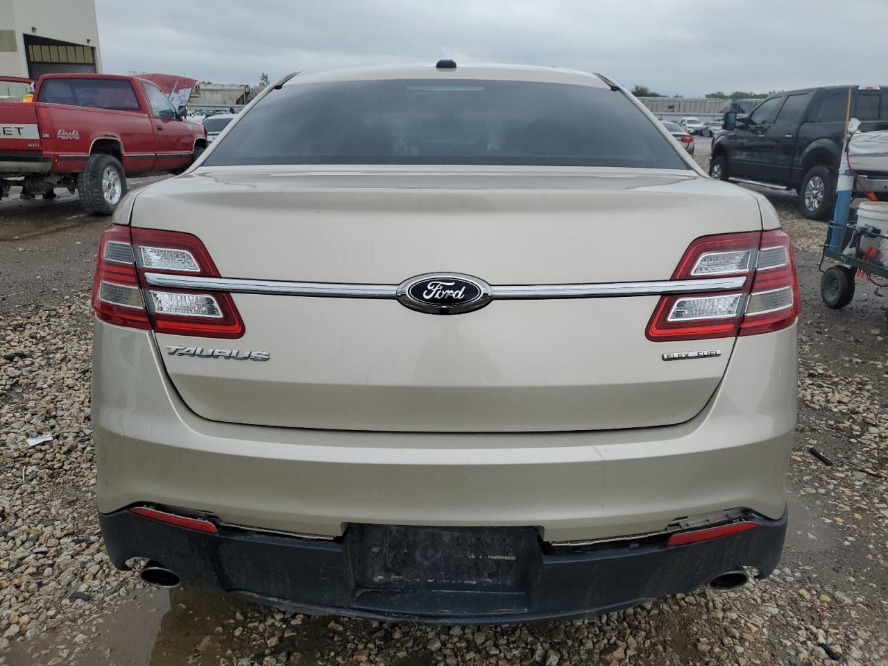 2017 Ford Taurus Se vin: 1FAHP2D88HG118767