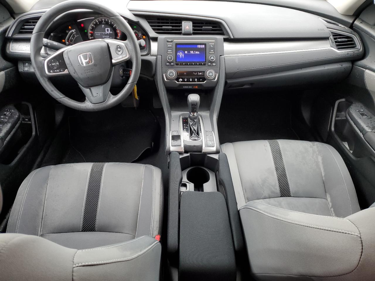 2HGFC2F56HH512449 HONDA CIVIC 2017