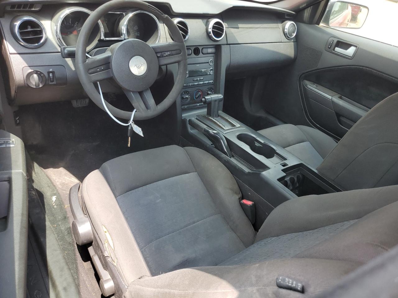 1ZVHT80N885128728 2008 Ford Mustang