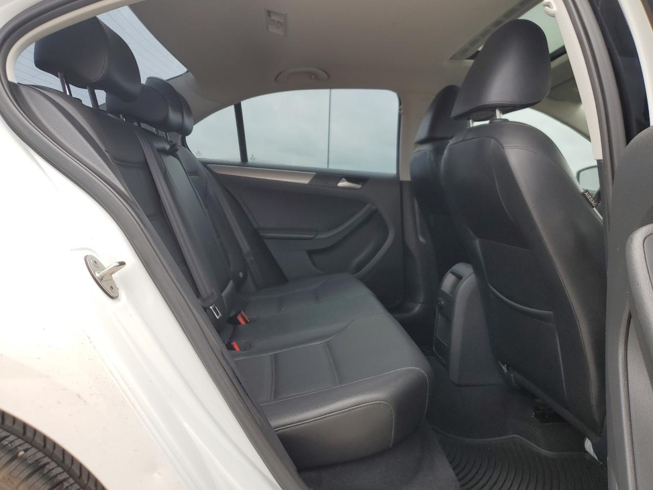 3VWDB7AJ6HM232796 VOLKSWAGEN JETTA 2017