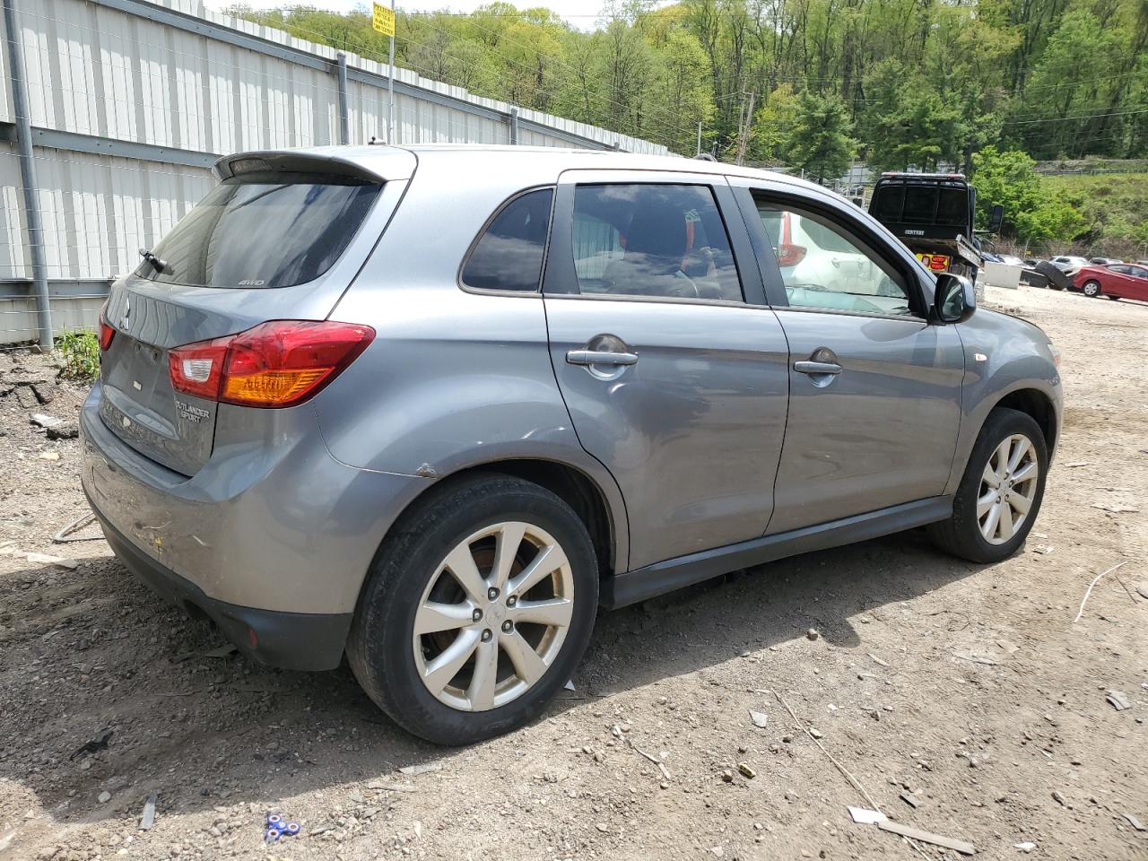 2015 Mitsubishi Outlander Sport Es vin: 4A4AR3AU5FE041032