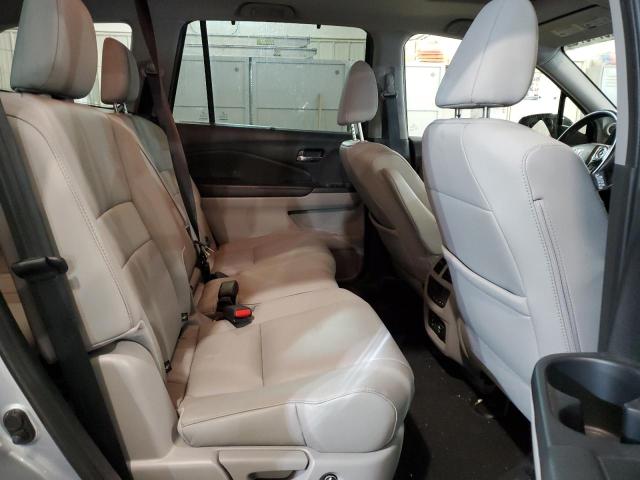 2016 HONDA PILOT TOUR 5FNYF6H69GB084635