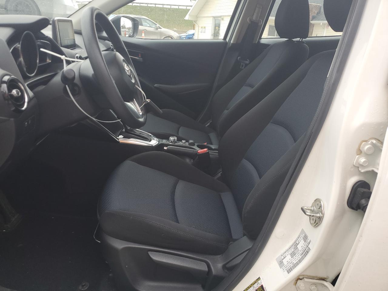 3MYDLBYV6HY174839 TOYOTA YARIS 2017