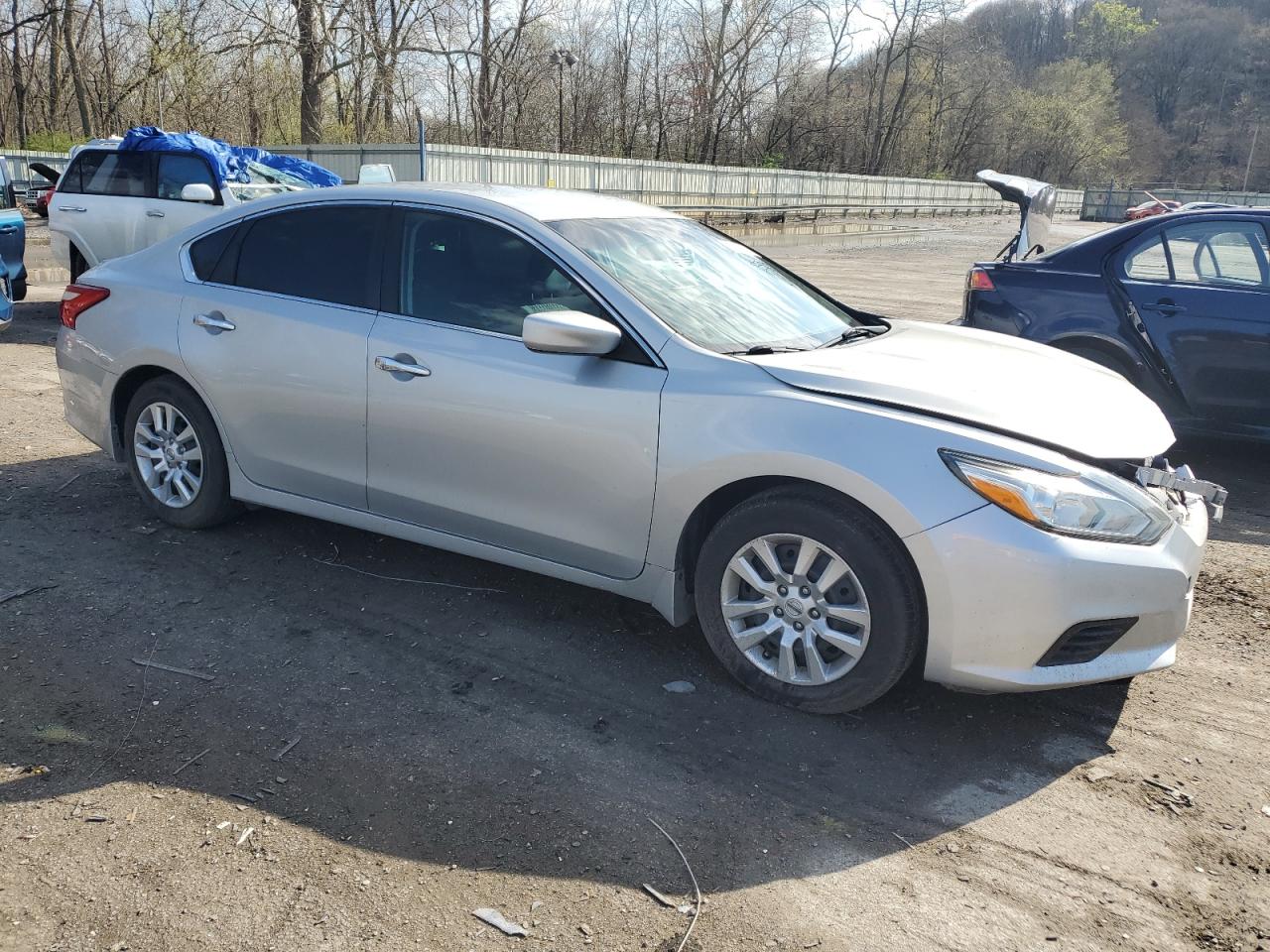 1N4AL3AP2GC258494 2016 Nissan Altima 2.5