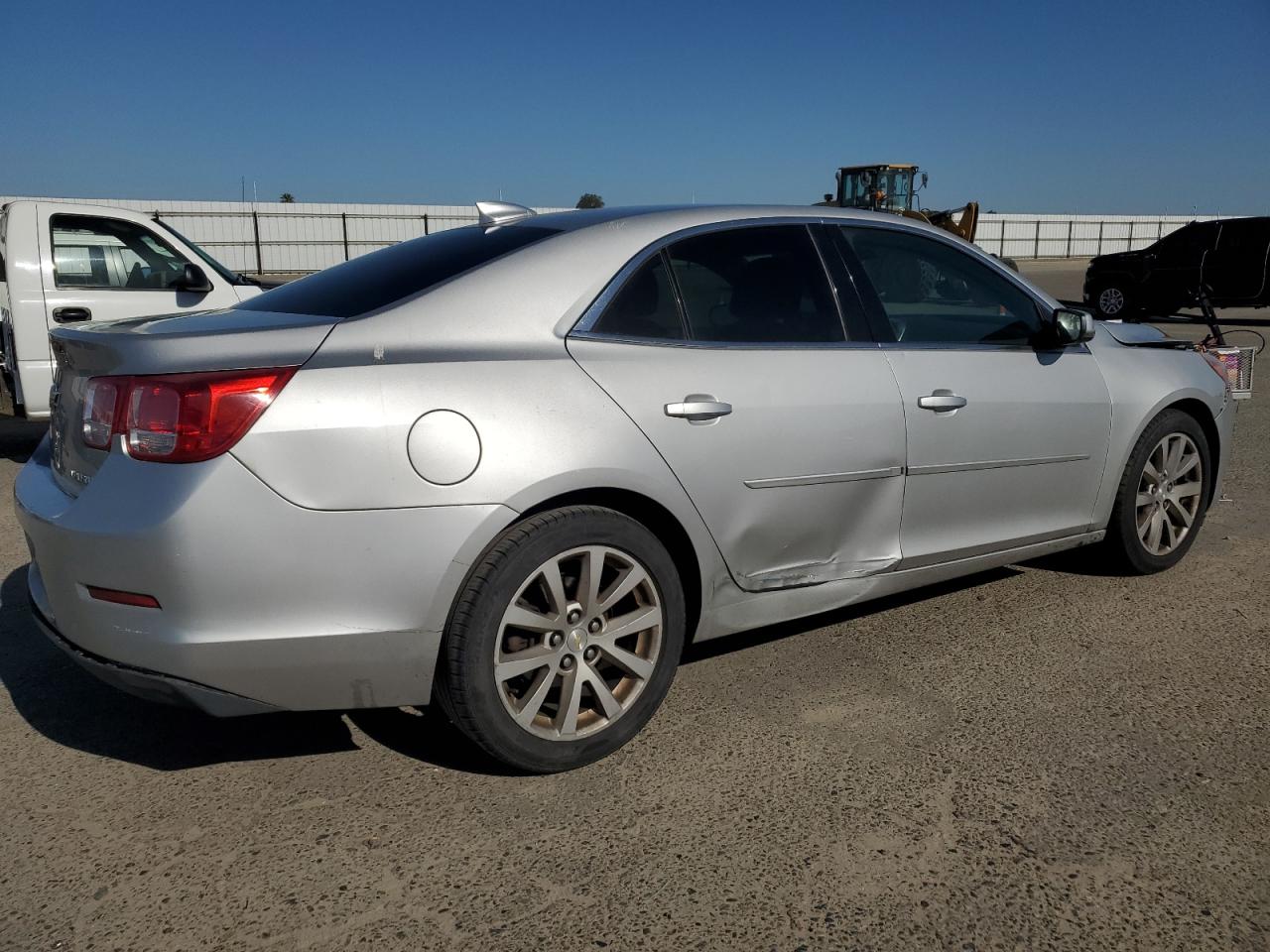 1G11D5SL9FF331042 2015 Chevrolet Malibu 2Lt