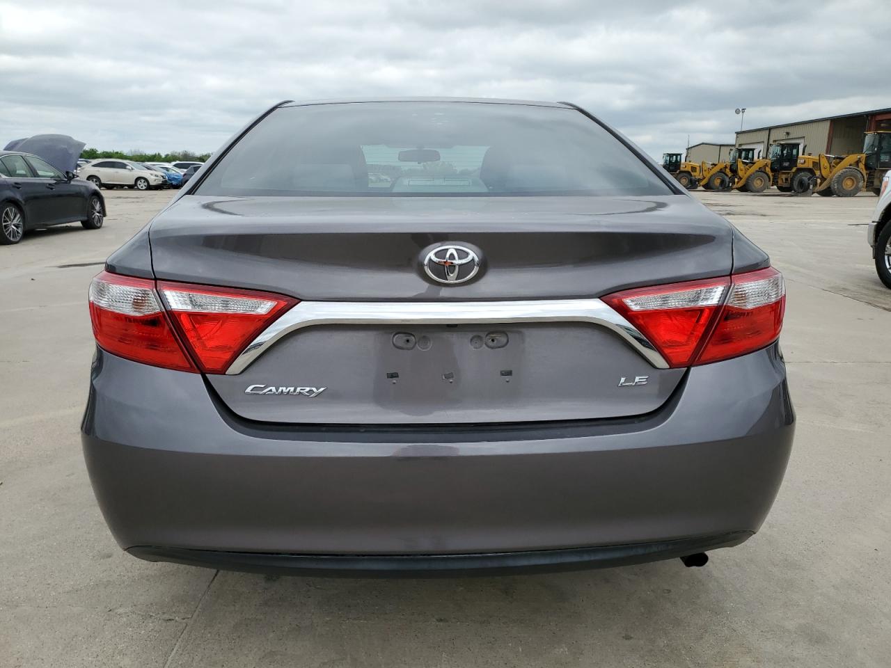 4T4BF1FK1GR551595 2016 Toyota Camry Le