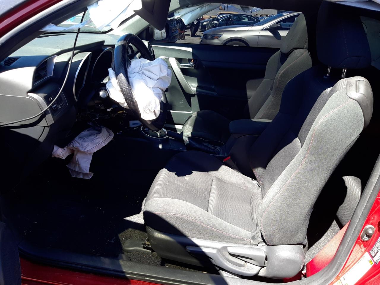 JTKJF5C71GJ026290 TOYOTA SCION 2016