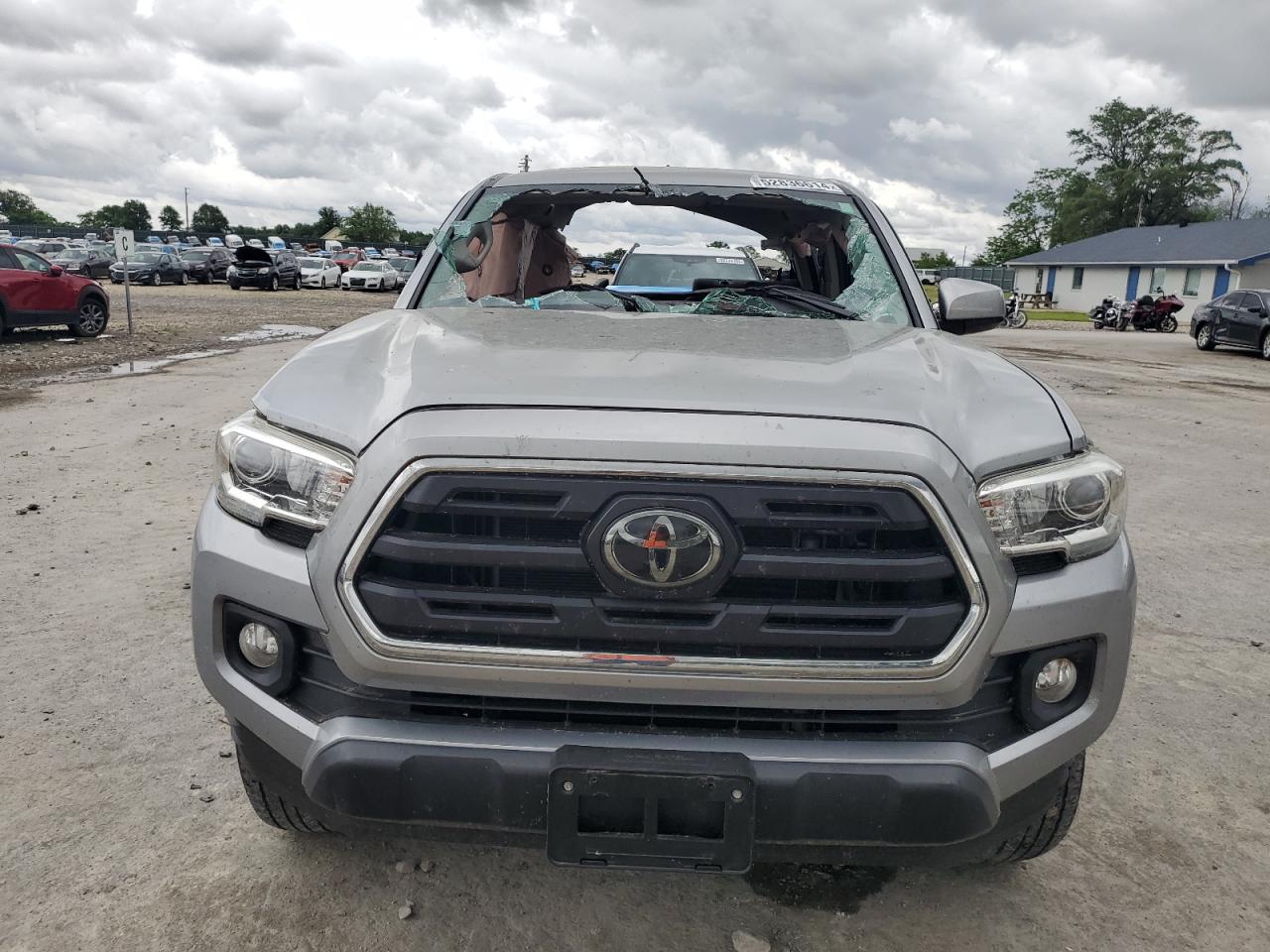 3TMAZ5CN7JM076909 TOYOTA TACOMA 2018