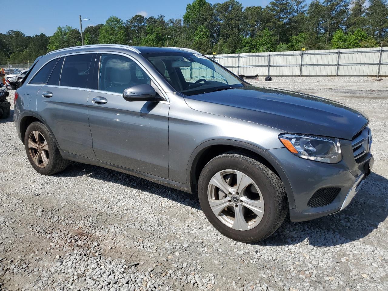 WDC0G4KB0HF221361 2017 Mercedes-Benz Glc 300 4Matic