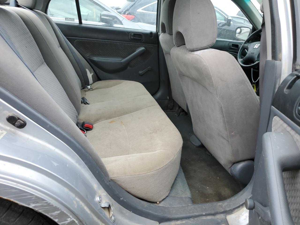 2HGES163X4H614662 2004 Honda Civic Dx Vp