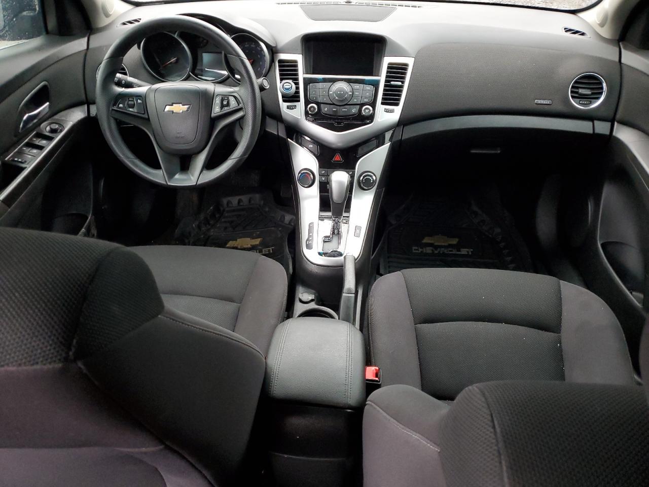 1G1PE5SB0G7139647 CHEVROLET CRUZE 2016