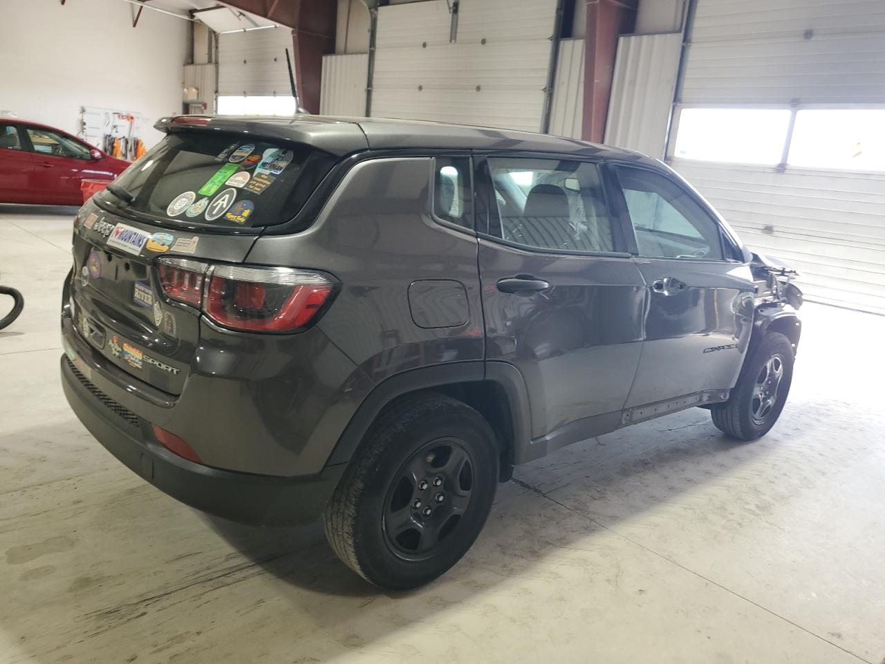 3C4NJCABXJT411494 JEEP COMPASS 2018