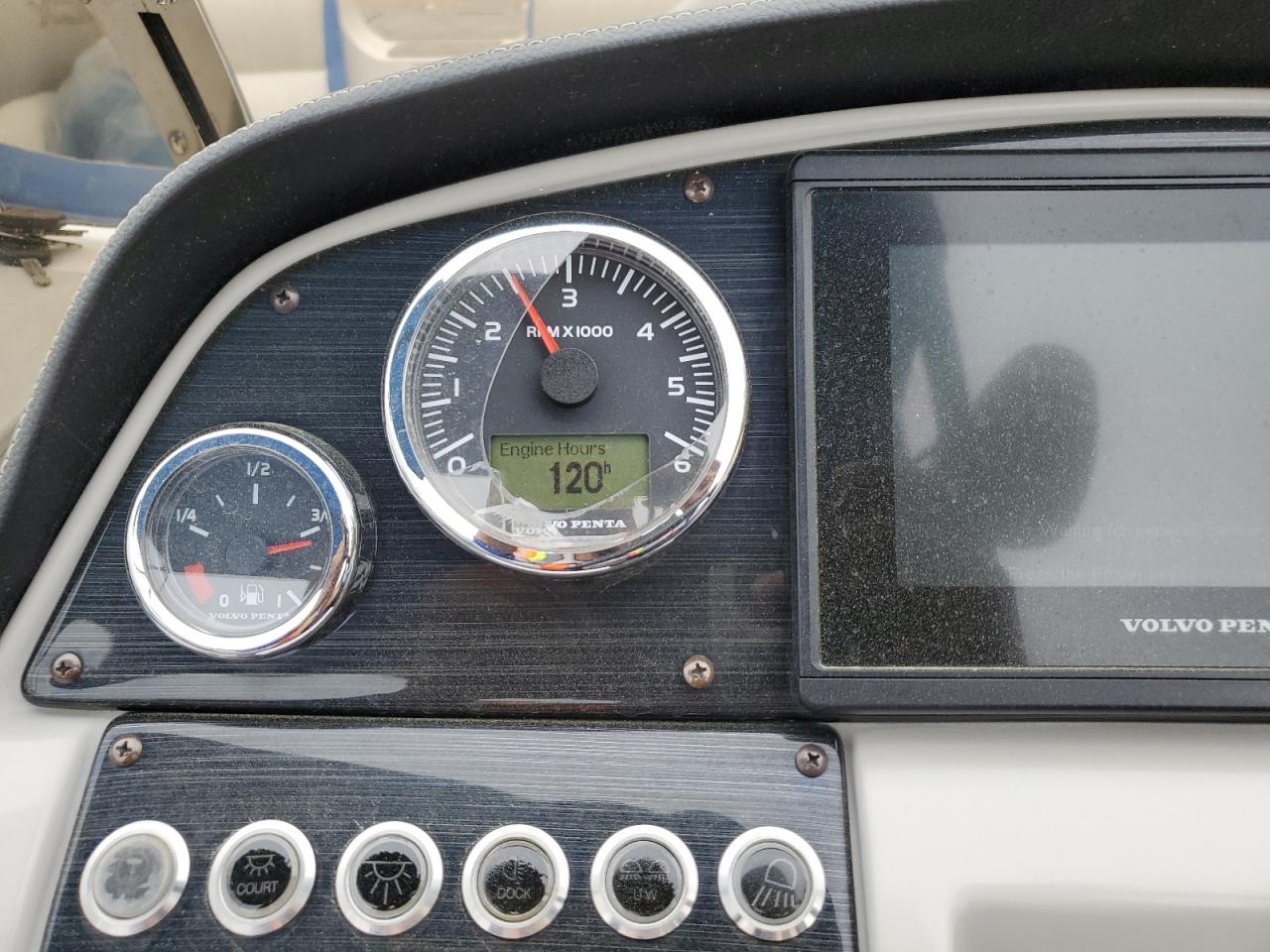 STR585301920 2020 Proc Boat Only