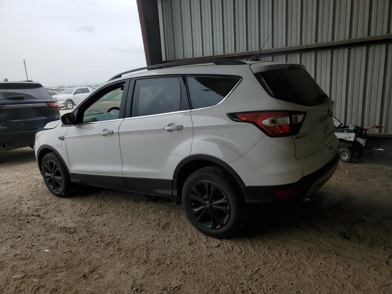 1FMCU0HD2JUC06189 FORD ESCAPE 2018