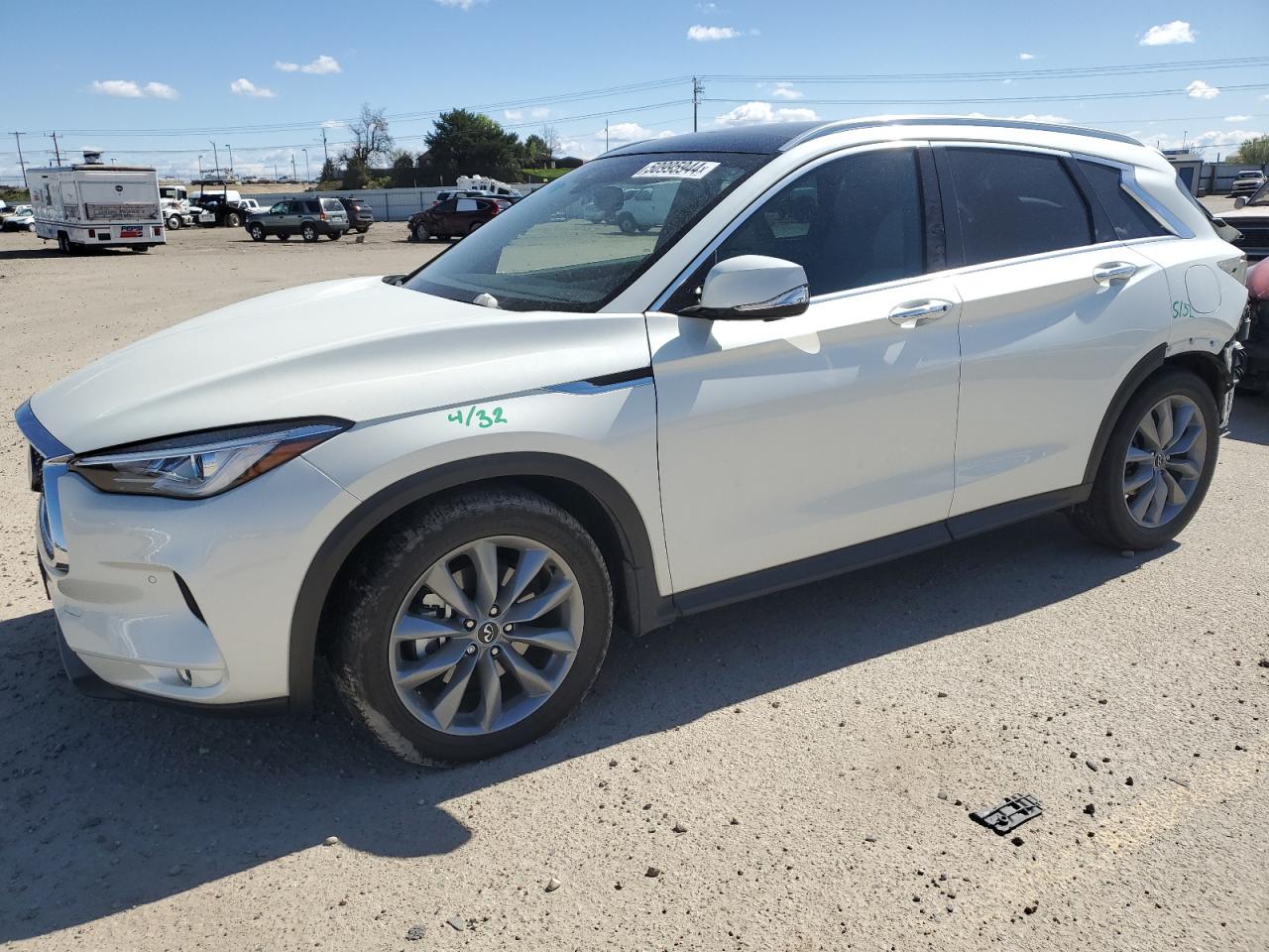 3PCAJ5M30KF133753 2019 Infiniti Qx50 Essential