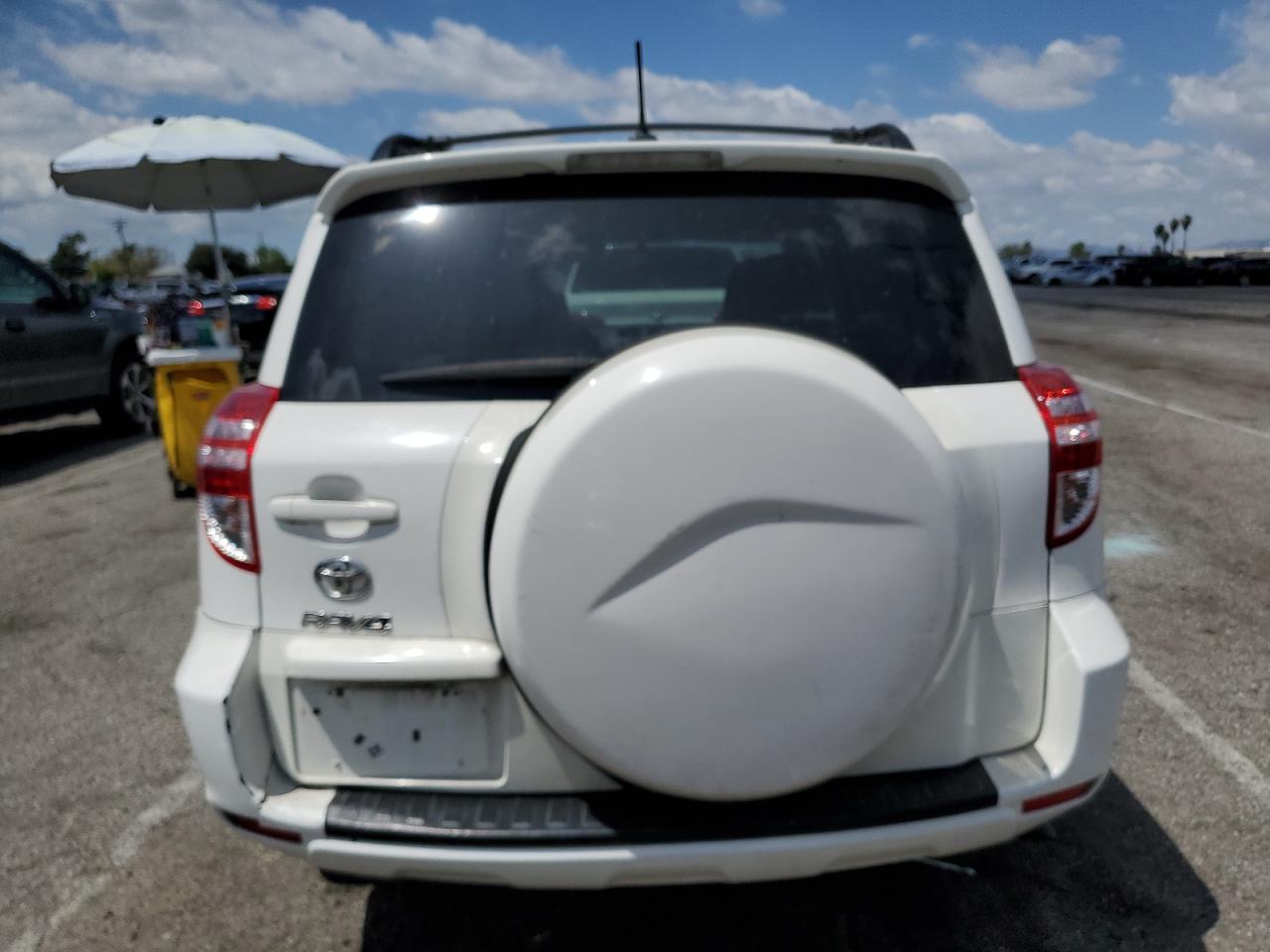 2T3ZF4DV4BW103200 2011 Toyota Rav4