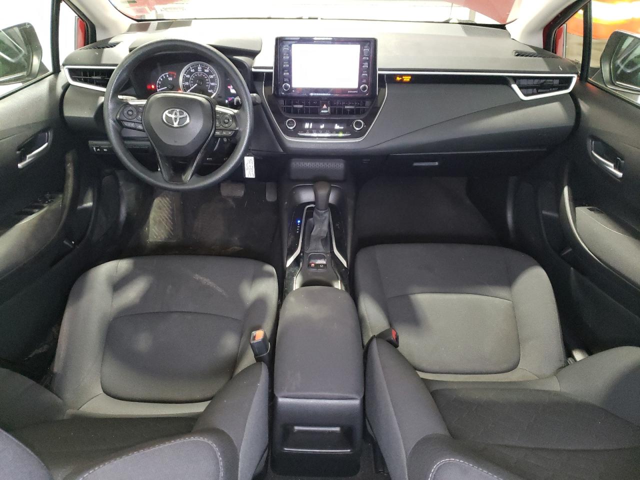 2021 Toyota Corolla Le vin: 5YFEPMAE6MP224274