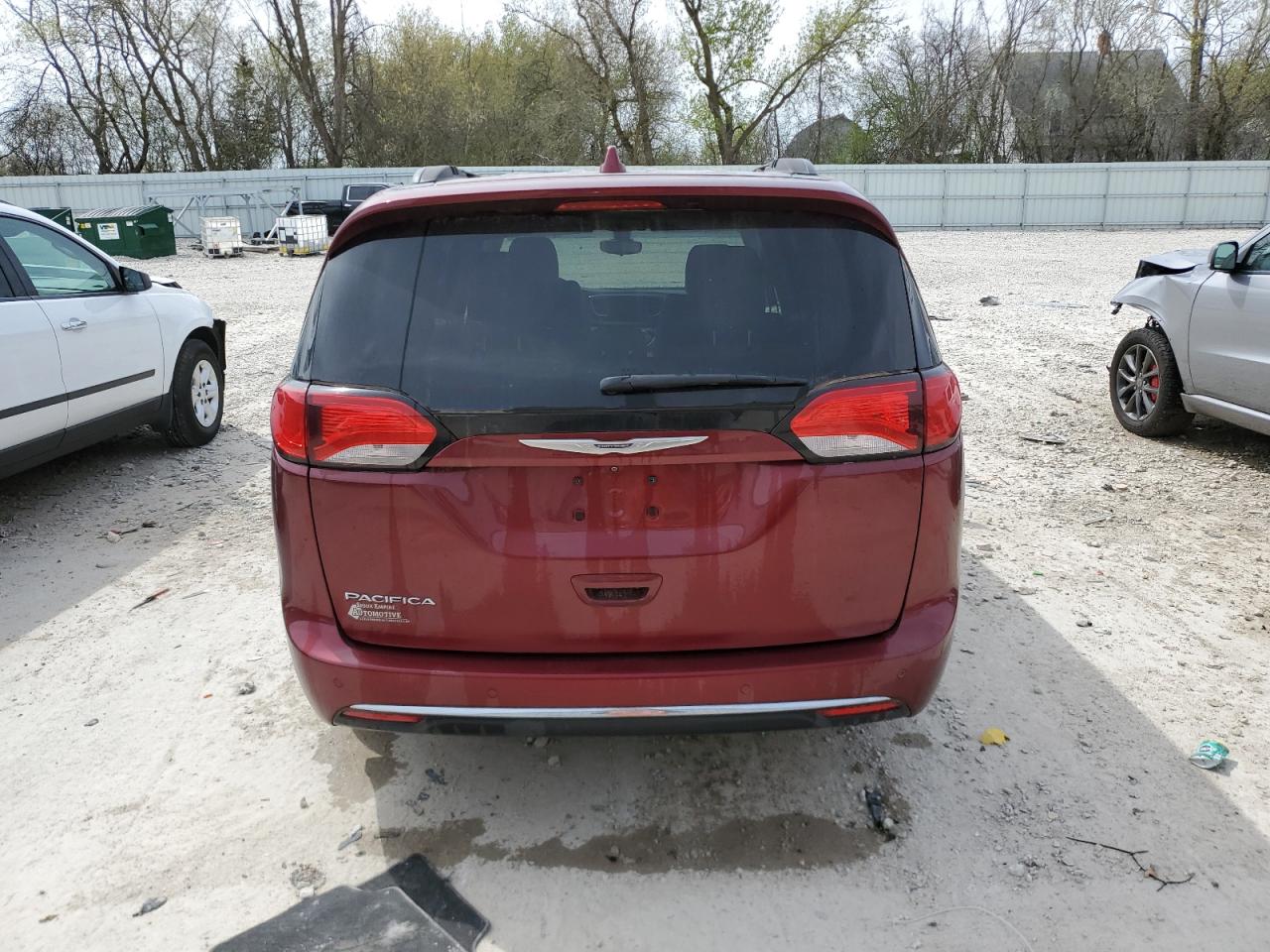 2C4RC1BG2HR509927 CHRYSLER PACIFICA 2017