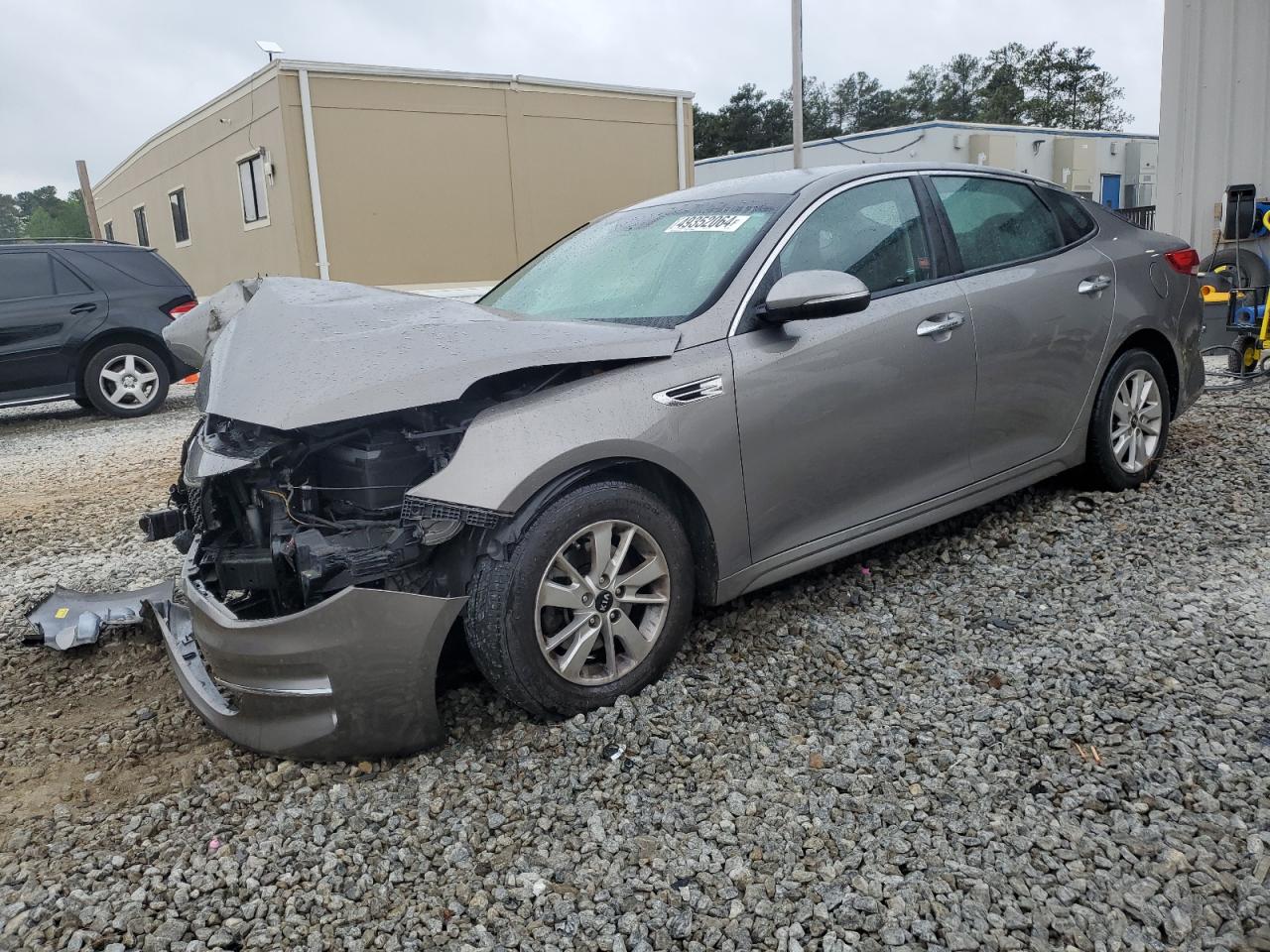 2018 Kia Optima Lx vin: 5XXGT4L33JG197376