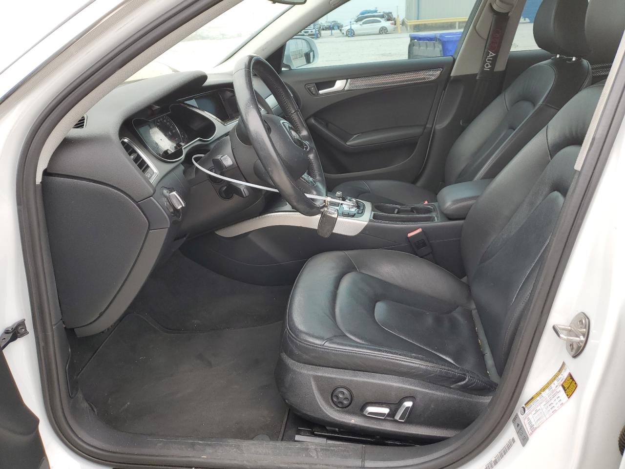 WAUAFAFL3FN013280 2015 Audi A4 Premium