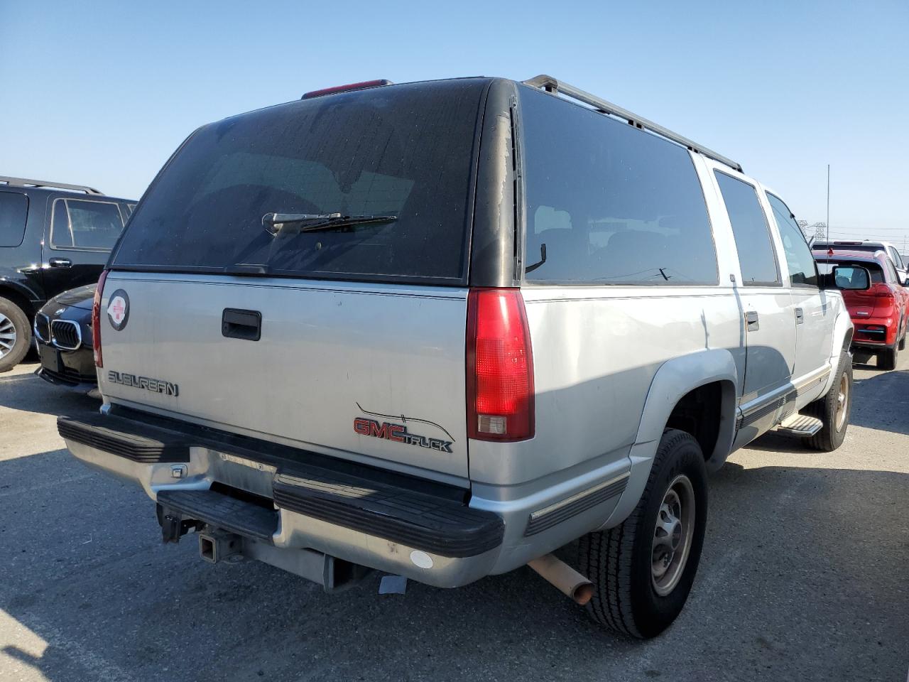 3GKGK26J3VG514999 1997 GMC Suburban K2500