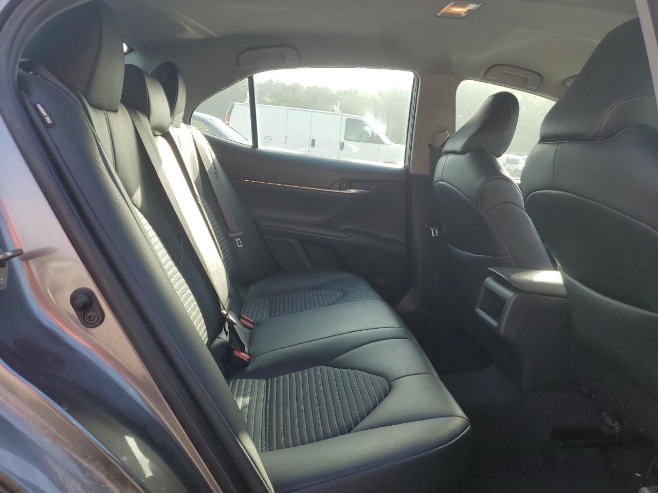 4T1B11HK6KU282914 TOYOTA CAMRY 2019