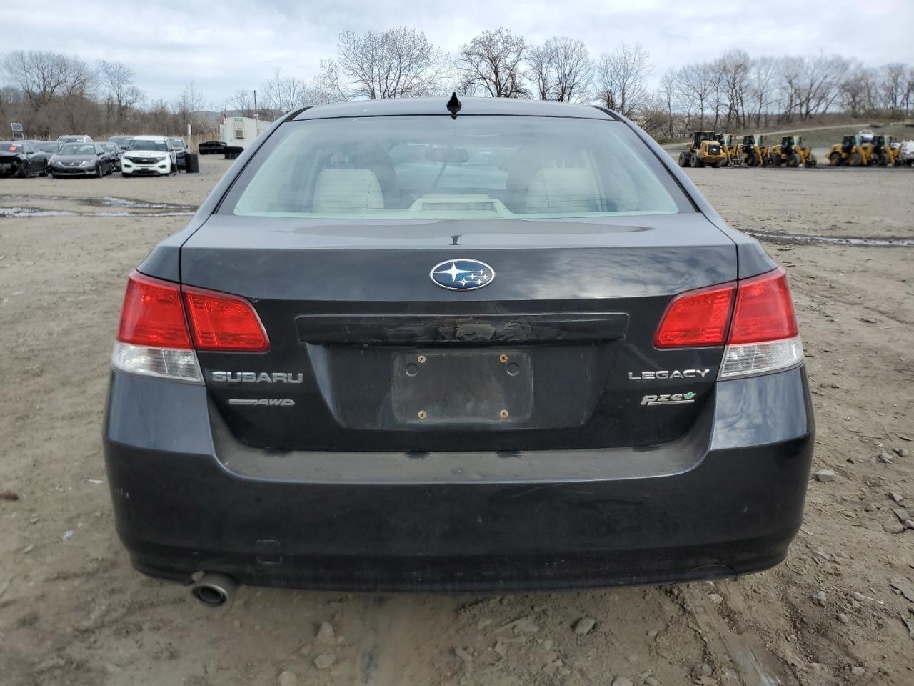 4S3BMBL6XE3007536 2014 Subaru Legacy 2.5I Limited