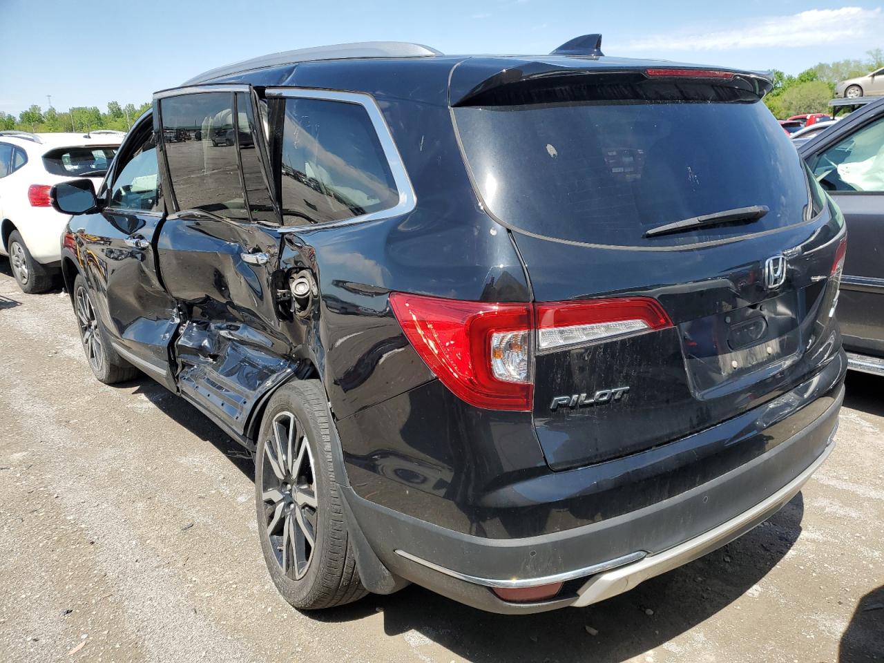 5FNYF6H94KB072024 2019 Honda Pilot Touring