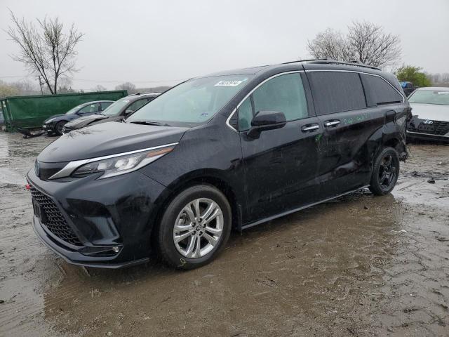 2022 TOYOTA SIENNA XSE - 5TDDSKFC0NS050846