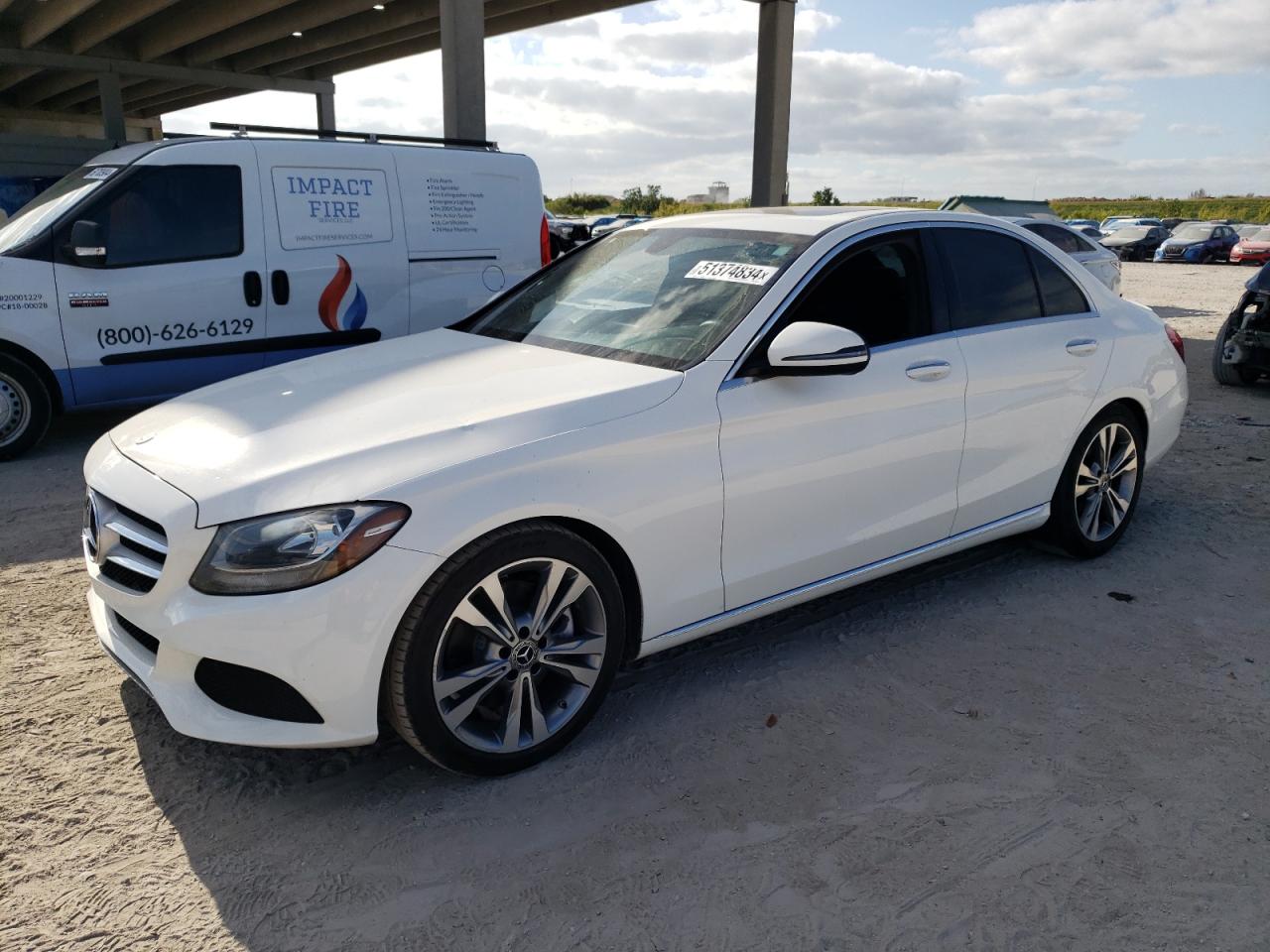 55SWF4JB4JU236393 2018 Mercedes-Benz C 300