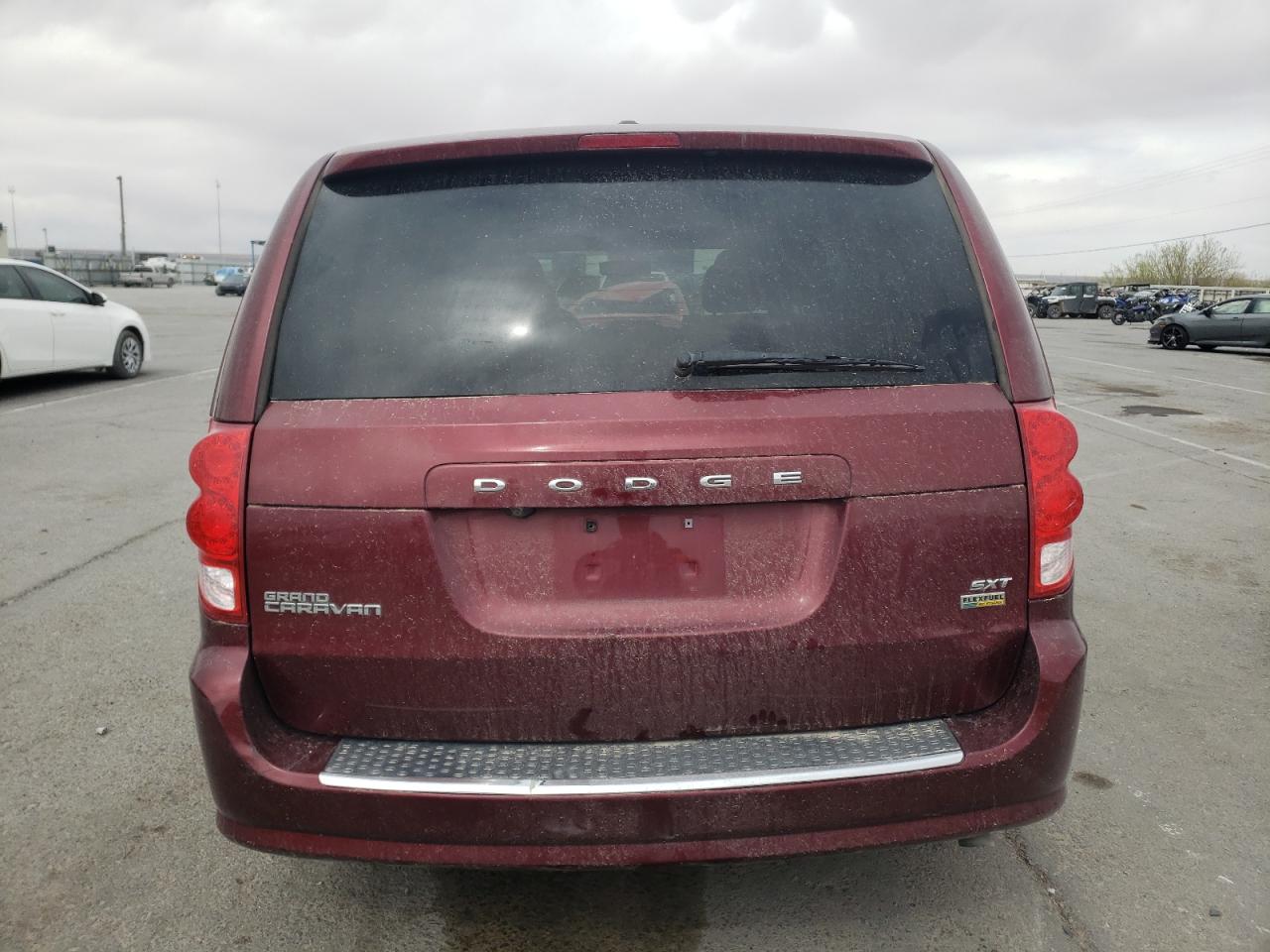 2C4RDGCG3HR689868 2017 Dodge Grand Caravan Sxt