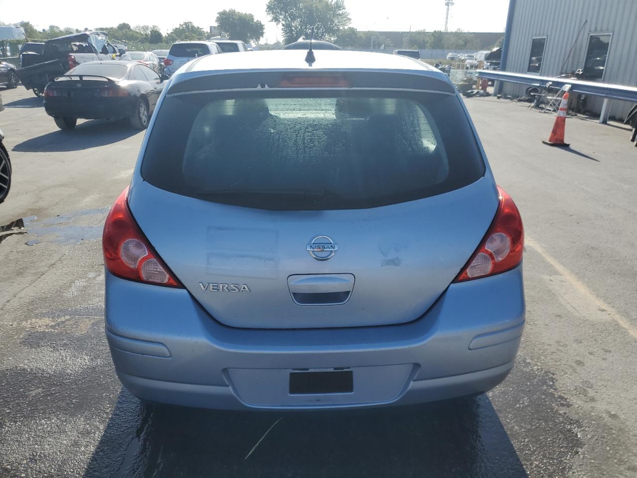 3N1BC1CP5BL382355 2011 Nissan Versa S