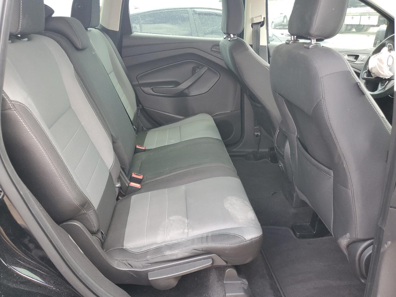1FMCU0F71JUA17160 FORD ESCAPE 2018