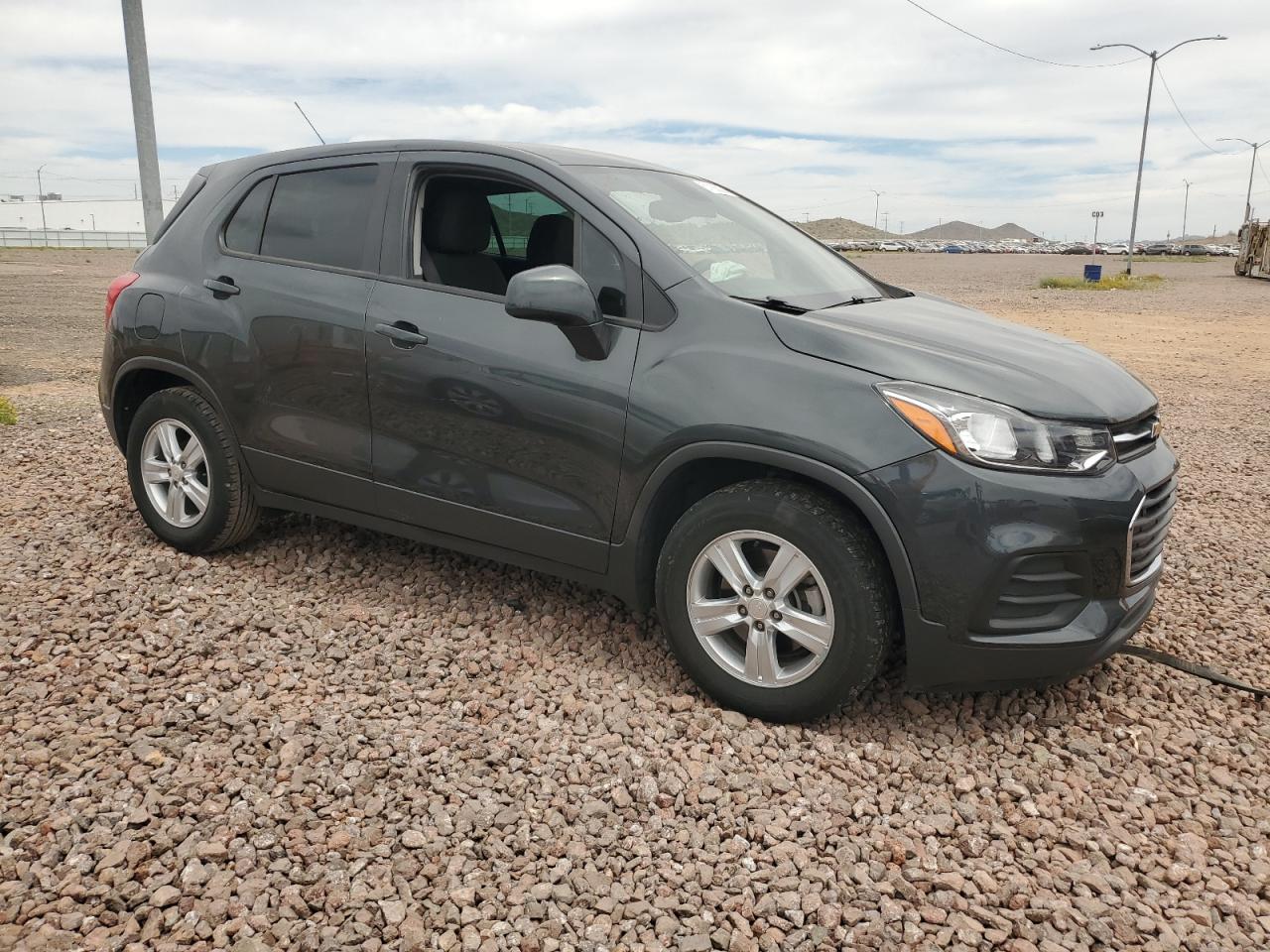 3GNCJKSB9LL188133 CHEVROLET TRAX 2020