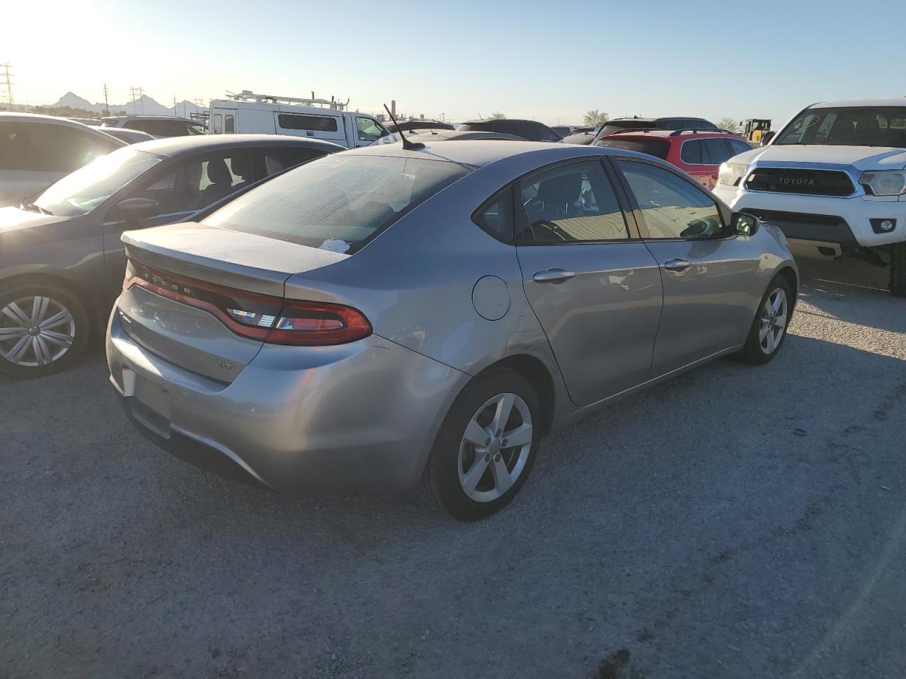 1C3CDFBB3FD265987 2015 Dodge Dart Sxt