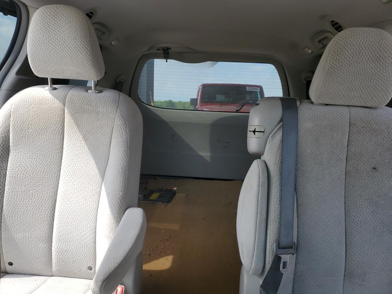 5TDKK3DC7BS175421 2011 Toyota Sienna Le