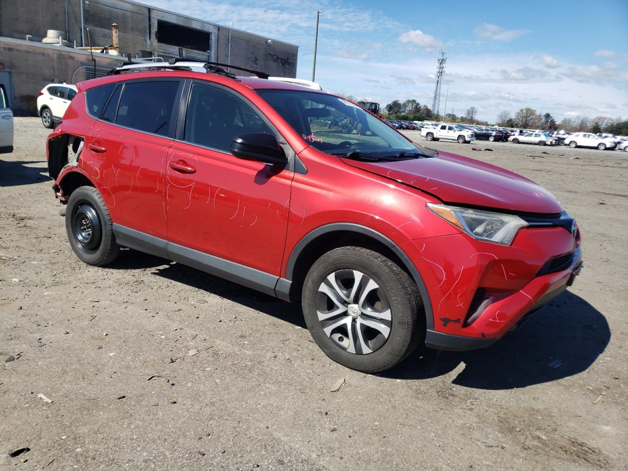 JTMBFREV3GJ097473 2016 Toyota Rav4 Le