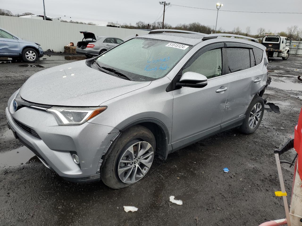 JTMRJREV6JD166563 2018 Toyota Rav4 Hv Le