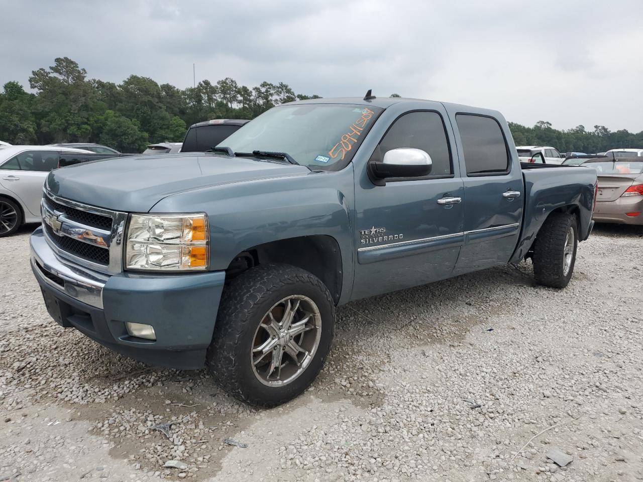 3GCPCSE03BG285902 2011 Chevrolet Silverado C1500 Lt