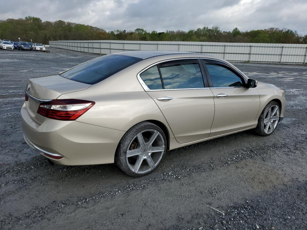 1HGCR2F34HA247822 HONDA ACCORD 2017