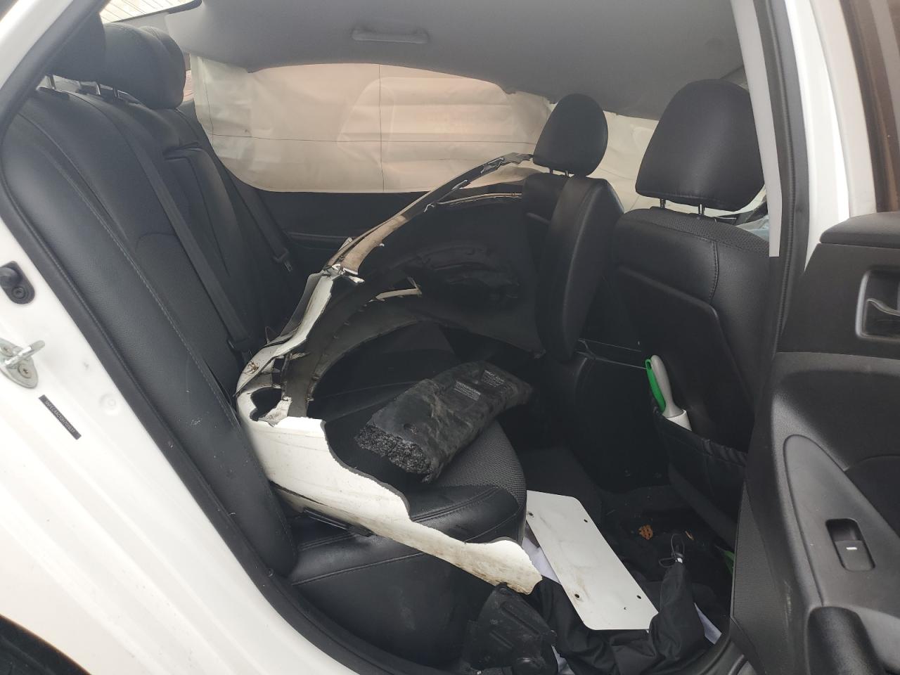 5NPEC4AC1DH701037 2013 Hyundai Sonata Se