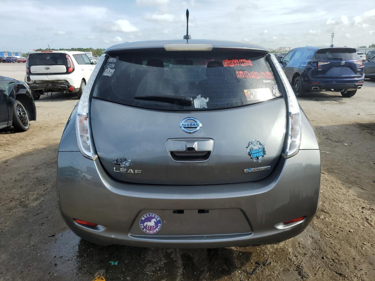 1N4AZ0CP2EC333024 2014 Nissan Leaf S