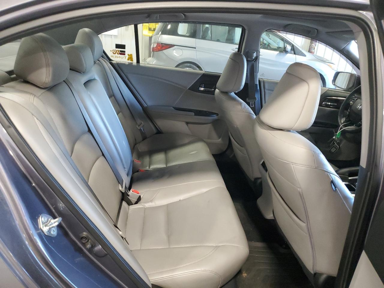 1HGCR3F98GA005284 HONDA ACCORD 2016