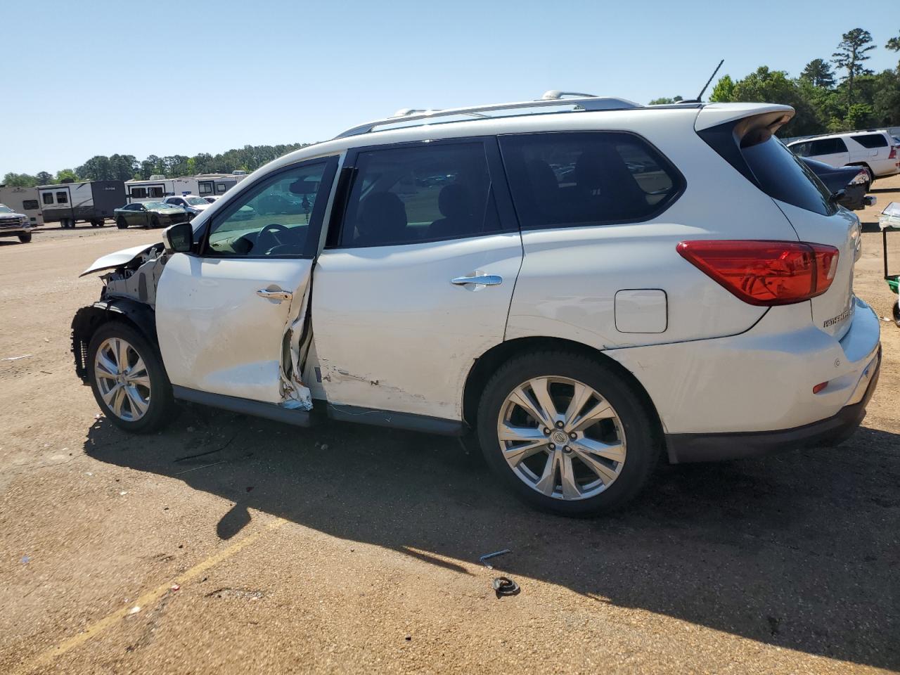 5N1DR2MN7JC652523 2018 Nissan Pathfinder S