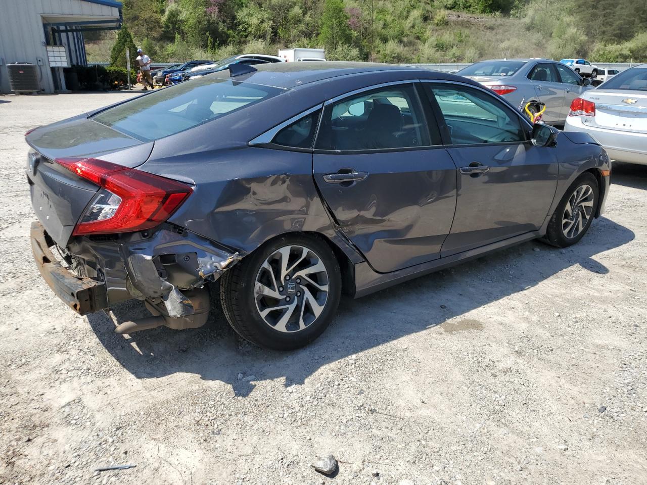 2HGFC2F74JH592826 HONDA CIVIC 2018