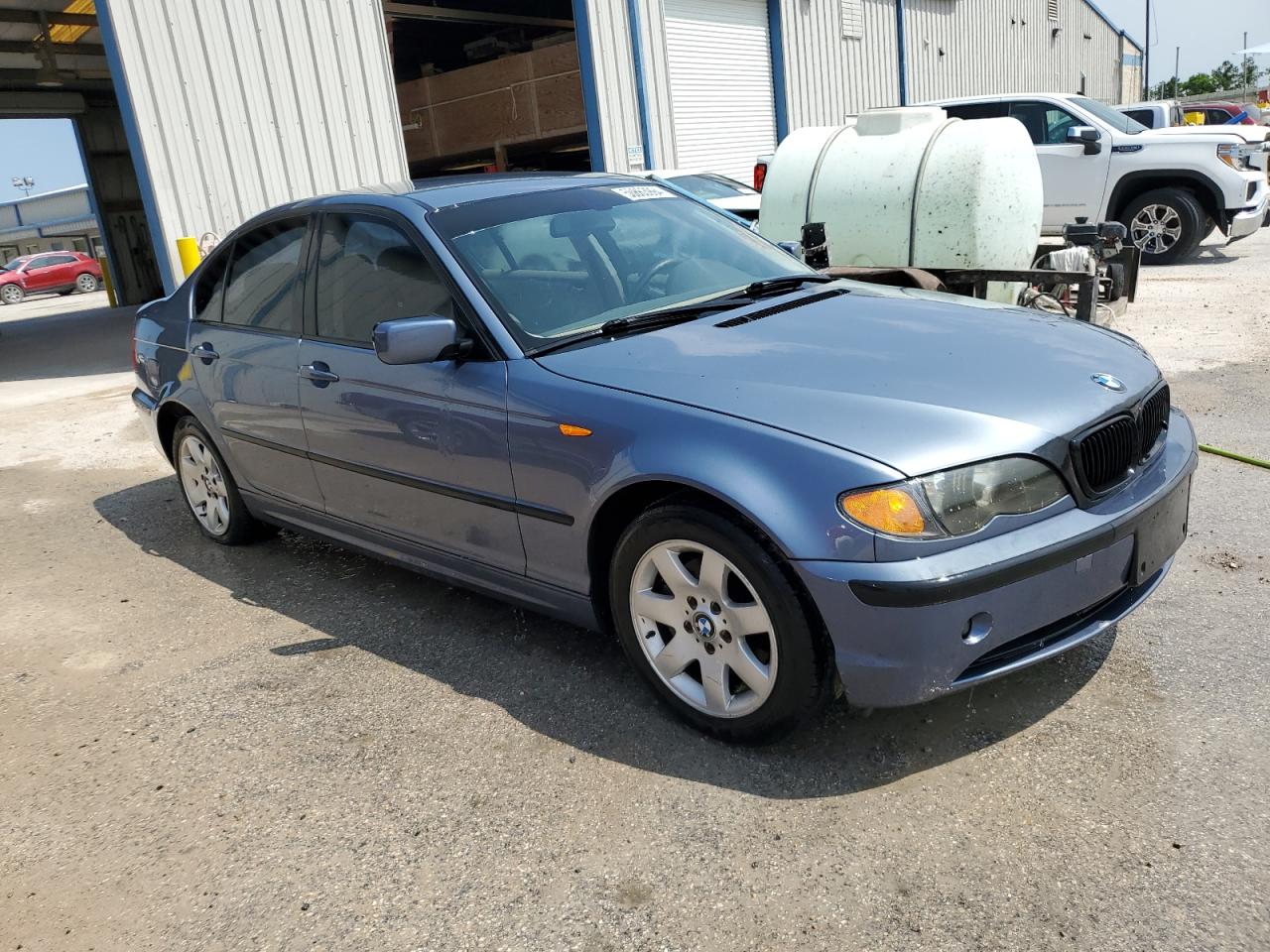 WBAET37424NJ82362 2004 BMW 325 I