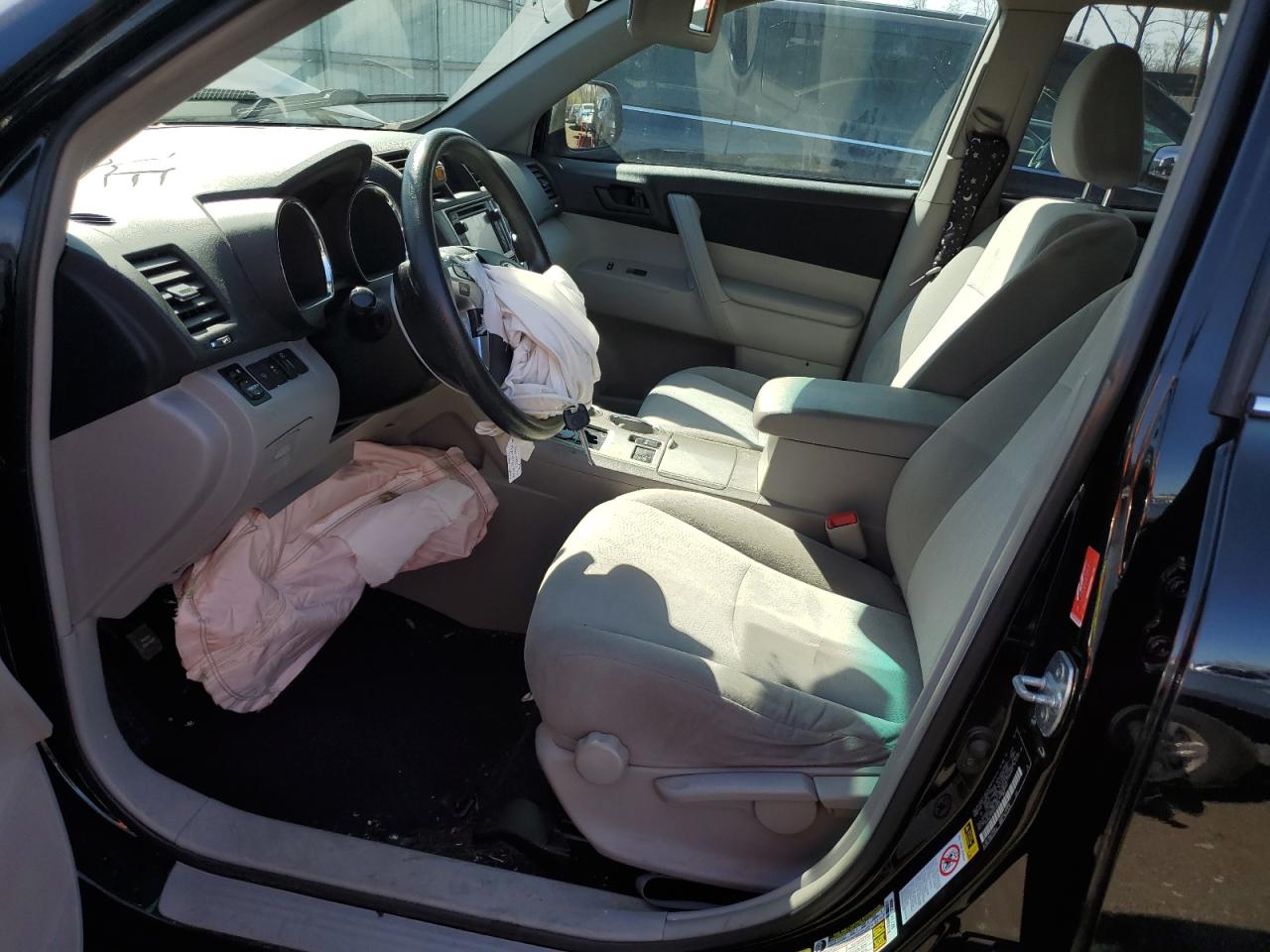 5TDBK3EH3DS234820 2013 Toyota Highlander Base